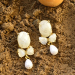 Load image into Gallery viewer, Moonstone Pearl Drop Earrings