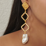 Load image into Gallery viewer, Modern Auricka Pearl Long Earrings with Pearl and 18k gold plating