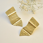 Load image into Gallery viewer, Hammered Leaf Studs