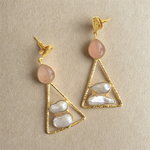 Load image into Gallery viewer, Fancy Triangular Pearl Earring
