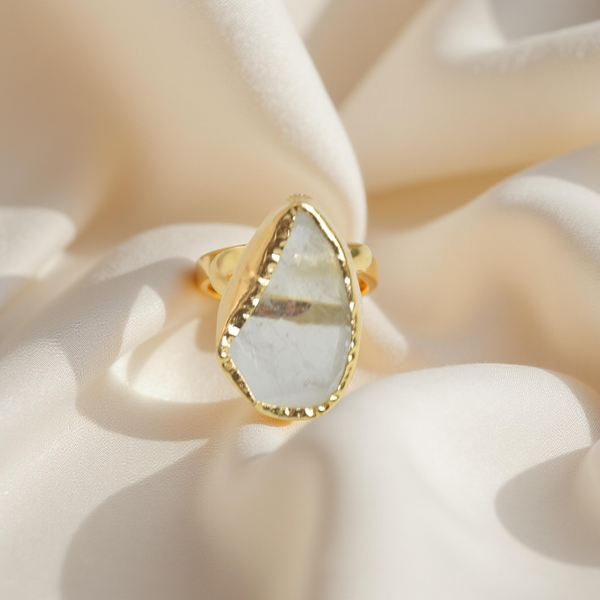 Vintage inspired easy to style statement ring