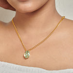 Load image into Gallery viewer, Classic Sleek minimal everyday office vacation wear brass pendant chain  
