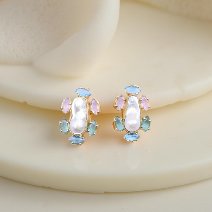 pearl designer elegant jewelry earring studs small size minimal dainty jewelry