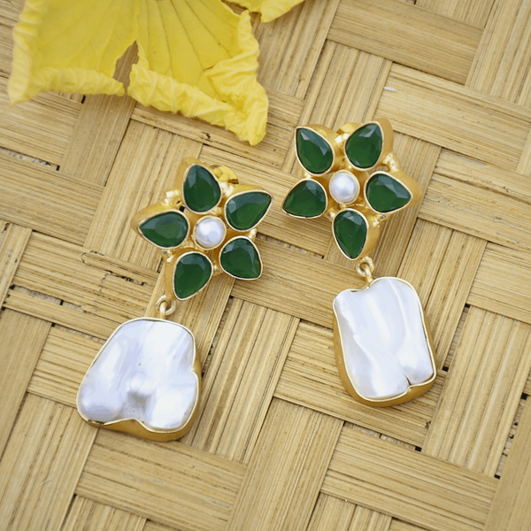 Modern anniversary gift for her natural pearl earrings
