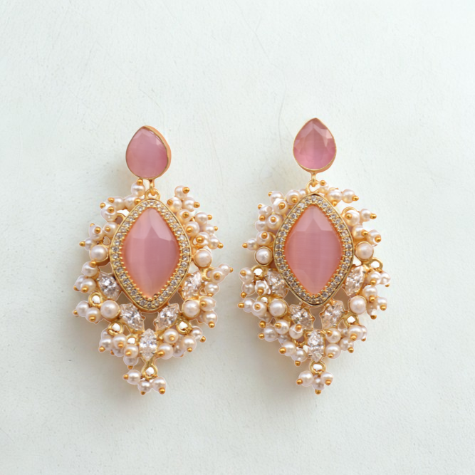 Flawless Modern Ethnic Earring