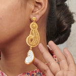 Load image into Gallery viewer, Traditional inspired classic yet modern pearl drop lightweight bridal bridesmaid long earrings
