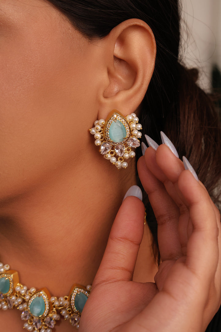 Dazzling Necklace Set