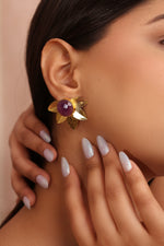 Load image into Gallery viewer, Floral Amethyst Studs
