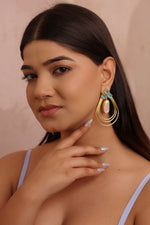 Load image into Gallery viewer, Handcrafted Pearl Dangle
