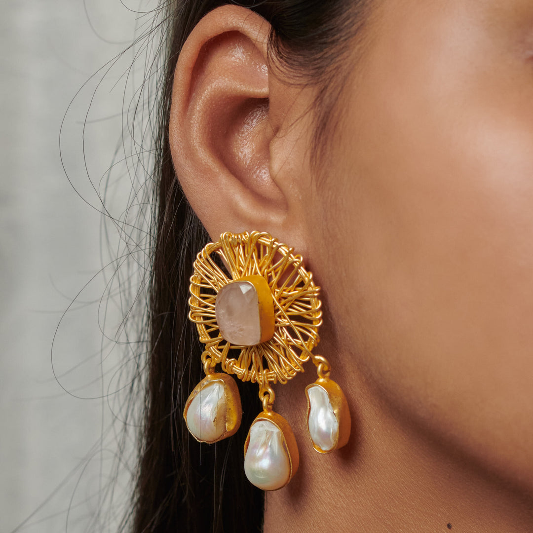 Modern y2k handmade wire round circle gemstone pearl drop antitarnish waterproof brass earrings