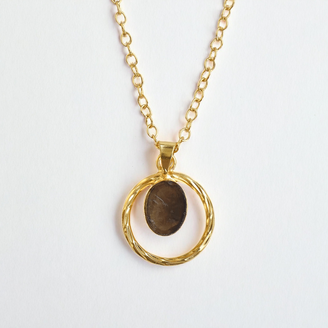 Versatile Smoky Quartz Pendant Chain